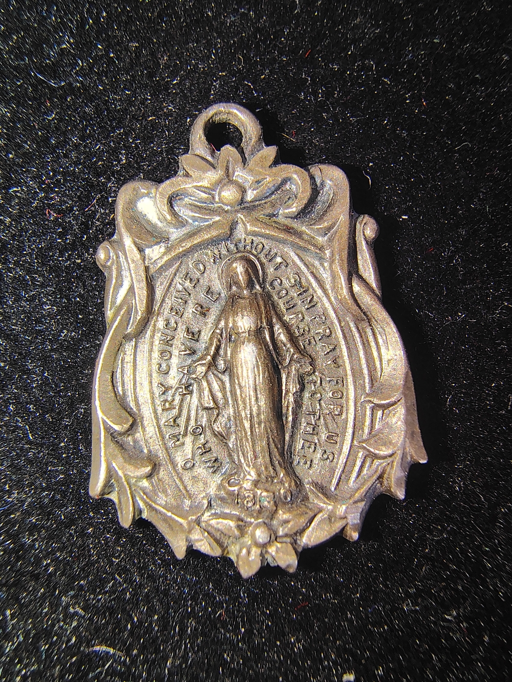 Vintage Sterling Silver Miraculous Medal Pendant Catholic Charm Ornate 1" Tested